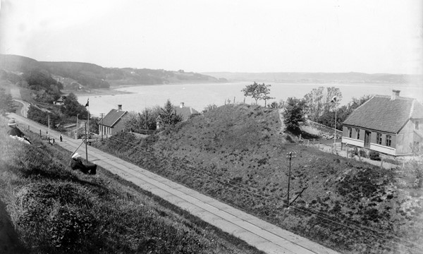 Jernbanen langs Ibæk Strandvej, ca. 1910