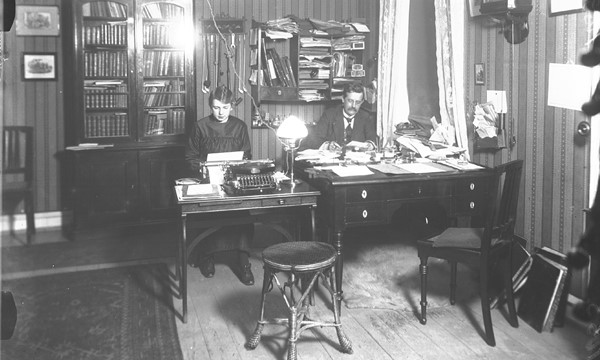 Forsikringsagenten i Jernbanegade, 1917