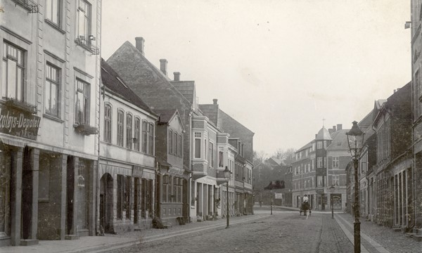 Vejles driftige Vestergade, 1908
